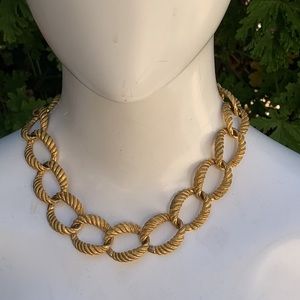 Vintage Anne Klein Twisted Rope Choker Toggle necklace